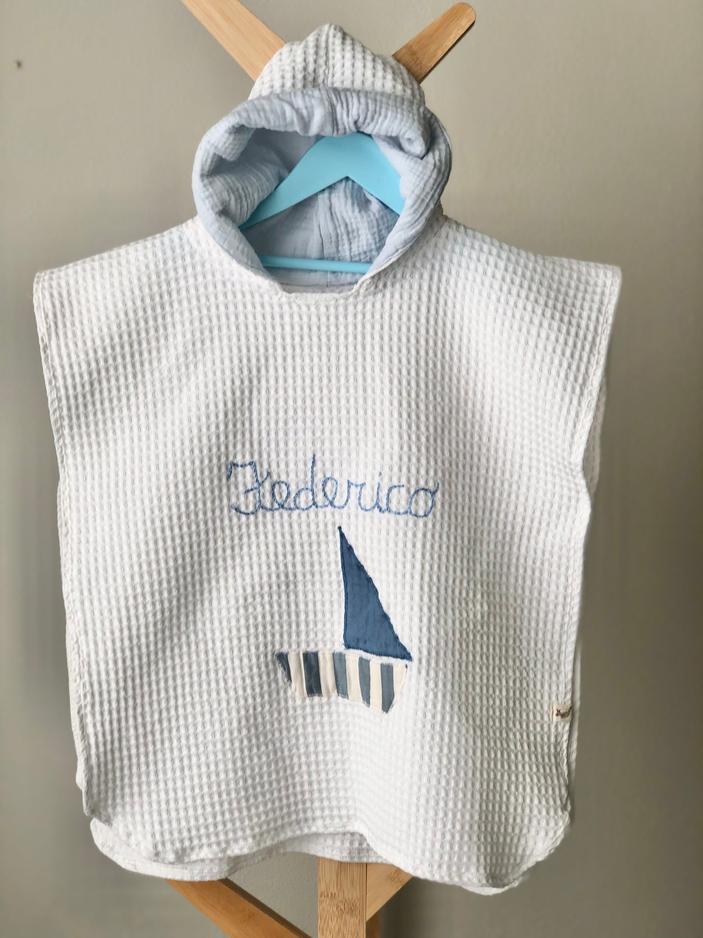 Poncho Personalizzato con cappuccio Blu