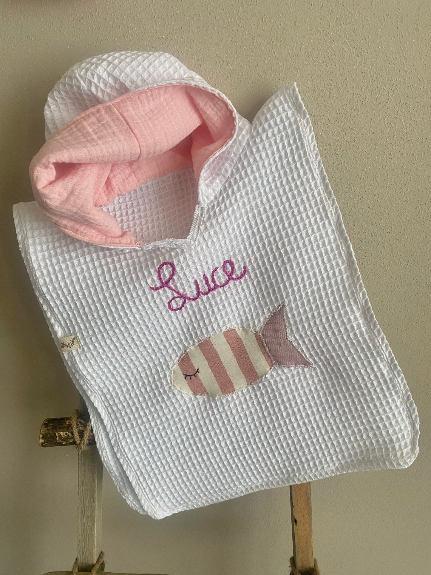 Poncho Personalizzato con cappuccio Rosa